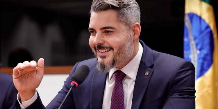 Deputado Thiago Flores reforça proteção aos produtores rurais com nova Instrução Normativa do Incra