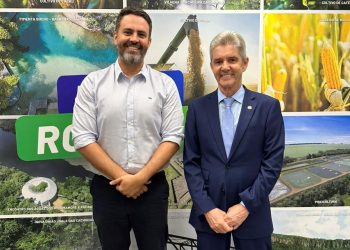 Senador Jaime Bagattoli parabeniza Léo Moraes pela conquista da Prefeitura de Porto Velho