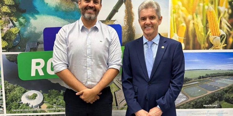 Senador Jaime Bagattoli parabeniza Léo Moraes pela conquista da Prefeitura de Porto Velho