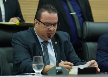 Luís do Hospital parabeniza novo prefeito de Jaru e reforça compromisso com o município