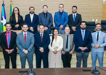 Deputados elegem Mesa Diretora da Alero para o biênio 2025/2026
