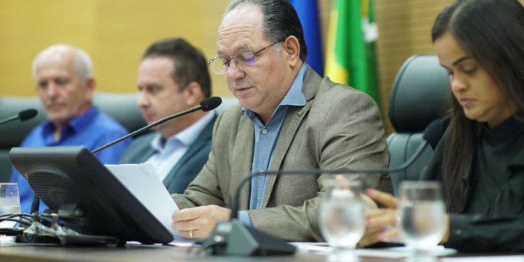 Pedro Fernandes preside audiência pública sobre pavimentação da RO-458 e destaca apoio popular