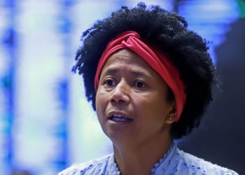 Deputada Sílvia Cristina votou contra projeto que retira direitos de quem recebe o BPC 