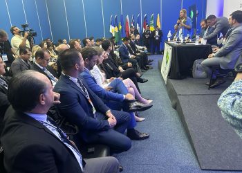 Deputado Pedro Fernandes busca defesa ao produtor rural em reunião do Parlamento Amazônico