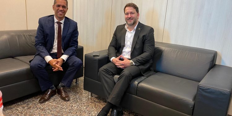 Deputado Alex Redano lidera pedido pela prorrogação de isenção tributária para o setor de pescados em Rondônia