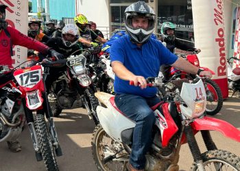 Deputado Dr. Luís do Hospital prestigia a 4ª edição do Trilhão Jaruense