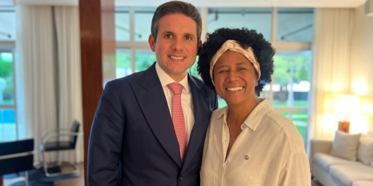 Sílvia Cristina pede ao presidente da Câmara Federal que paute a PEC 47 da transposição