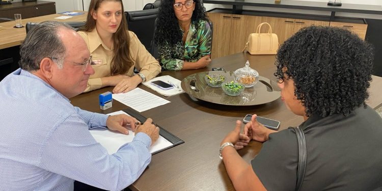 Pedro Fernandes se reúne com Associação de Pais e Professores do IFRO e busca melhorias para segurança viária na RO-257, em Ariquemes