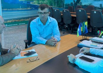 Deputado Pedro Fernandes garante apoio do DER para melhorias na RO-140 em Rio Crespo