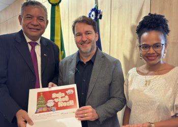 Presidente Alex Redano recebe superintendente dos Correios em Rondônia e destaca parceria institucional