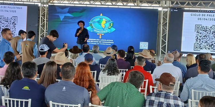 Deputada Sílvia Cristina prestigia a Agrocom em Cerejeiras e destaca a força produtiva de Rondônia