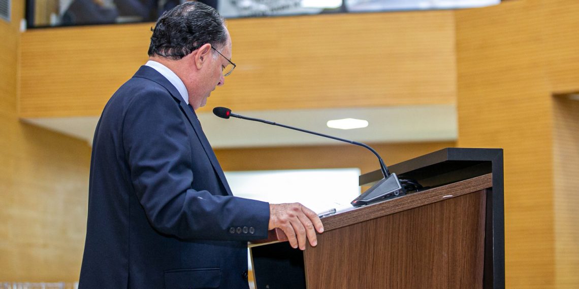 Deputado Pedro Fernandes apresenta relatório final da CPI das Reservas e plenário aprova