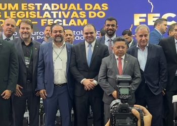 Presidente Alex Redano prestigia 5º Fórum Estadual das Casas Legislativas do Amazonas
