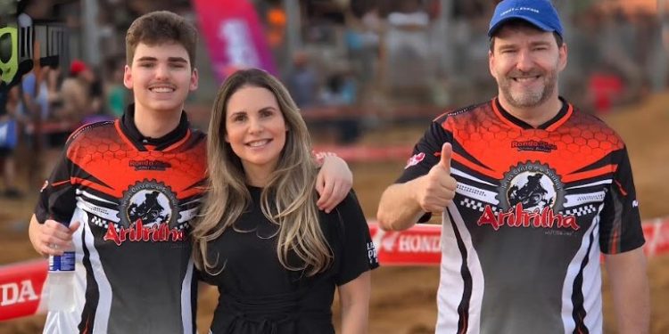 Deputado Alex Redano prestigia 2ª Etapa do Campeonato Estadual de Motocross em Ariquemes e reforça apoio ao esporte rondoniense