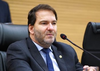 Alex Redano indica pavimentação urgente para a Linha 06 em Porto Murtinho, São Francisco do Guaporé