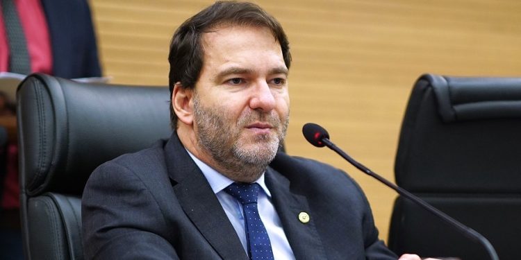 Alex Redano indica pavimentação urgente para a Linha 06 em Porto Murtinho, São Francisco do Guaporé