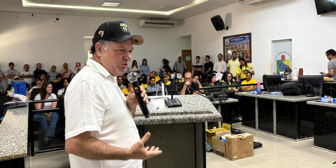 Deputado Pedro Fernandes participa do lançamento do Programa Melhor em Casa em Alto Paraíso