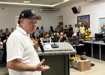 Deputado Pedro Fernandes participa do lançamento do Programa Melhor em Casa em Alto Paraíso