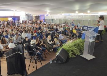 Presidente da Alero prestigia palestra de Caio Coppolla na Rondônia Rural Show Internacional