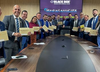 Deputados recebem convite para celebração dos 100 anos da Igreja Particular de Porto Velho