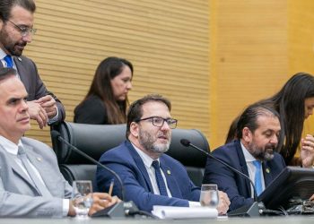 Deputado Alex Redano solicita contratação urgente de médicos para o Hospital de Extrema, em Porto Velho