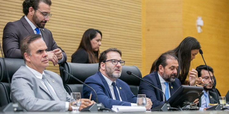 Deputado Alex Redano solicita contratação urgente de médicos para o Hospital de Extrema, em Porto Velho