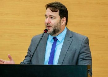 Presidente da Alero propõe extensão do piso nacional da enfermagem a técnicos do sistema prisional de Rondônia