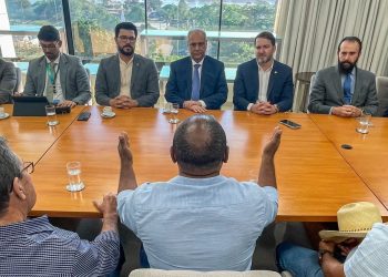 Presidente da Alero defende moradores da Unidade Soldado da Borracha durante reunião interinstitucional no TJRO