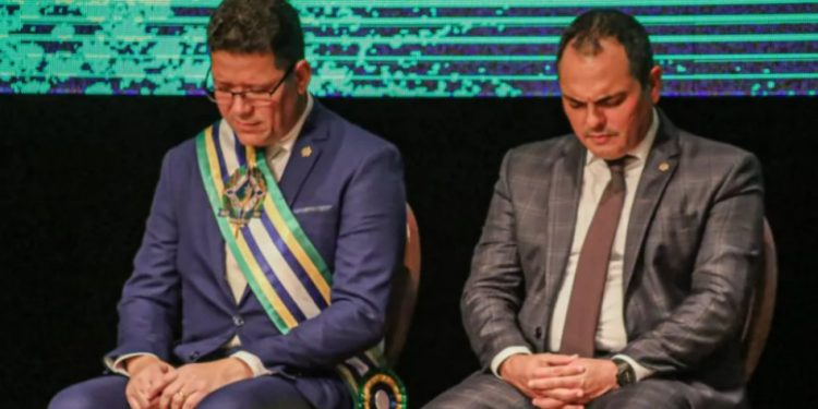 Crônica: Marcos Rocha volta de Israel… e aterrissa no centro da crise política em Rondônia