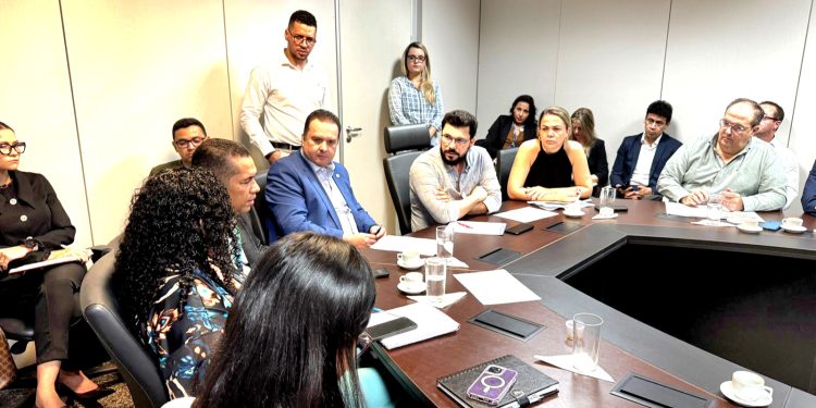 Luís do Hospital garante avanço nas negociações do PCCR da saúde em Rondônia