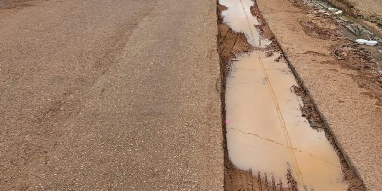 Moradores de Ariquemes Criticam Serviços da Empresa Águas de Ariquemes nas Redes Sociais