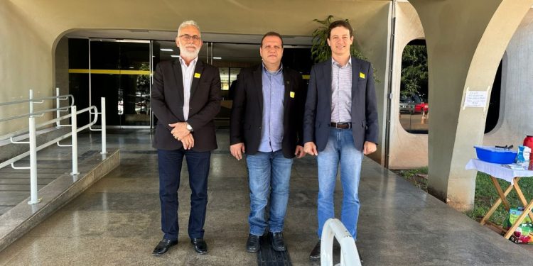 Fernando Vilas celebra conquista do aeroporto de Ariquemes, resultado de anos de mobilização da ACIA