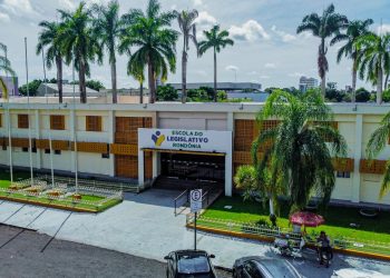 Curso de Libras será realizado em Ariquemes a pedido do presidente da Assembleia Legislativa, Alex Redano