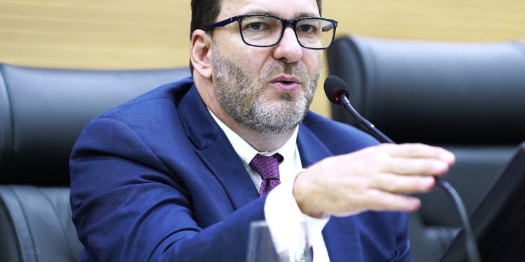 Presidente da Alero convida população a participar da capacitação promovida pela Escola do Legislativo em Ariquemes