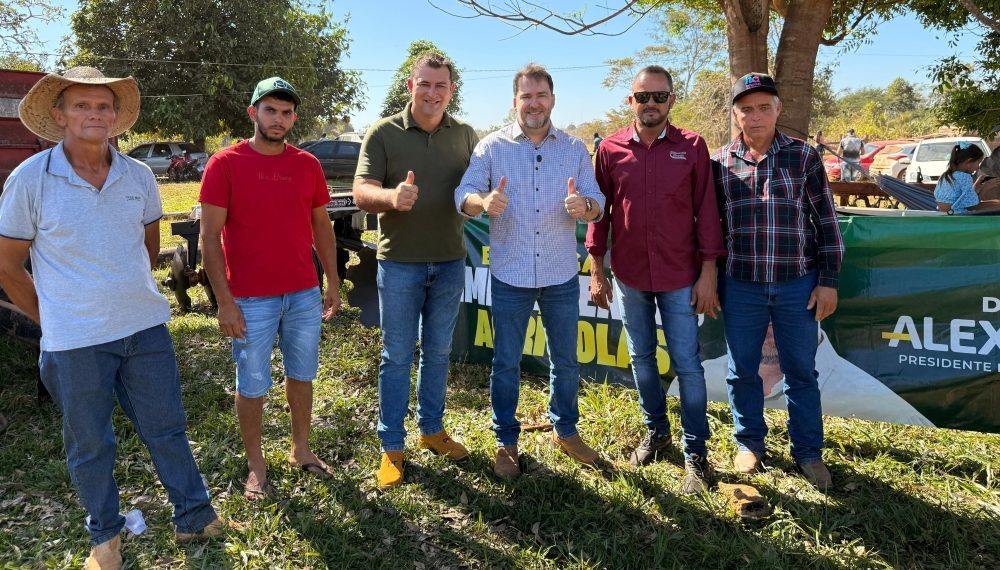 Presidente da Assembleia Legislativa prestigia entrega de implemento agrícola e reforça apoio ao setor produtivo em Urupá