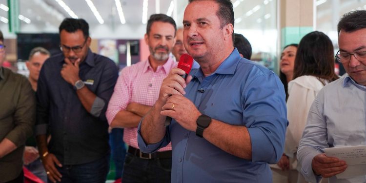 Deputado Luís do Hospital celebra nova loja do Irmãos Gonçalves em Porto Velho