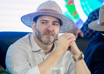 Deputado Alex Redano solicita limpeza marginal na RO-140 para garantir segurança no tráfego