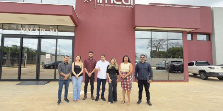 Deputado Alex Redano articula realização de exames de ressonância magnética para Ariquemes