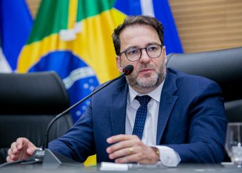 Deputado Alex Redano garante transporte para alunos do Ifro Ariquemes com emenda de R$ 400 mil