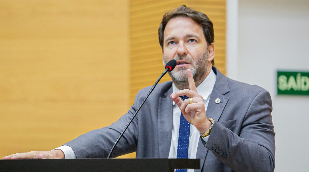 Alero aprova projeto de lei em reconhecimento ao tempo de serviço dos servidores da Casa durante a pandemia