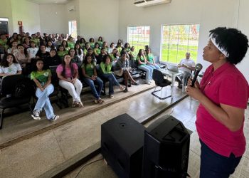 Outubro Rosa: Deputada Sílvia Cristina inicia uma série de palestras nos campi do Ifro e em outras instituições