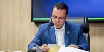 Comissão de Saúde, presidida por Luís do Hospital, avalia resultados da Sesau