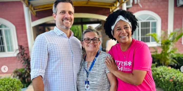 O Deputado Estadual Lucas Torres prestigiou a entrega de cadeiras de rodas pela Deputada Federal Sílvia Cristina à APAE de Ariquemes.