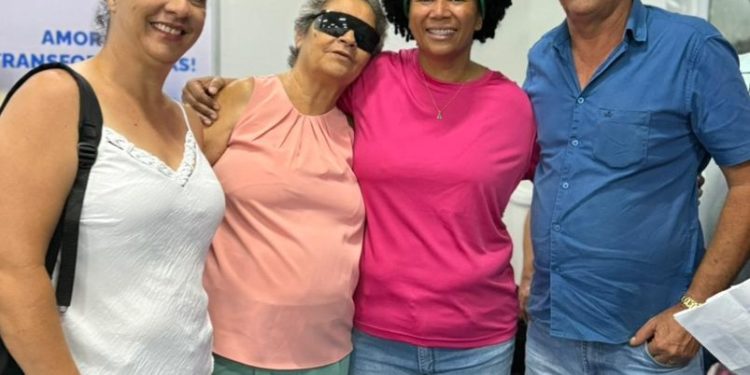 Deputada Sílvia Cristina comemora as 5.600 cirurgias de catarata, realizadas no Olhar de Amor