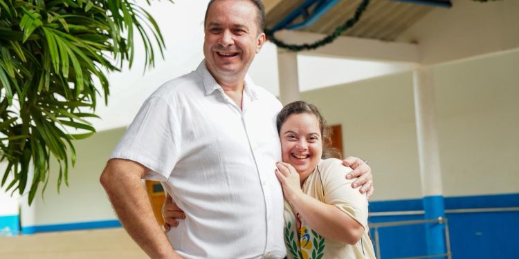 Deputado Dr. Luís do Hospital garante R$ 600 mil para reforçar atendimento na APAE de Jaru