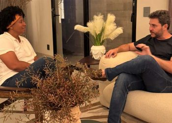 Sílvia Cristina e Maurício Carvalho debatem federação em RO