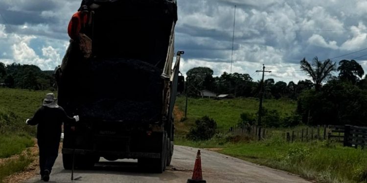 Deputado Alex Redano tem pedido atendido e DER realiza recuperação da RO-459 em Alto Paraíso