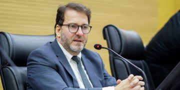 Alex Redano solicita ação urgente do Governo para atender famílias desabrigadas em Costa Marques após fortes chuvas