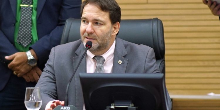 Alex Redano apresenta indicação para reforma e ampliação do Centro de Desporto e Lazer em Porto Velho