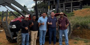 Luís do Hospital destina trator e reforça apoio aos produtores de Vale do Anari